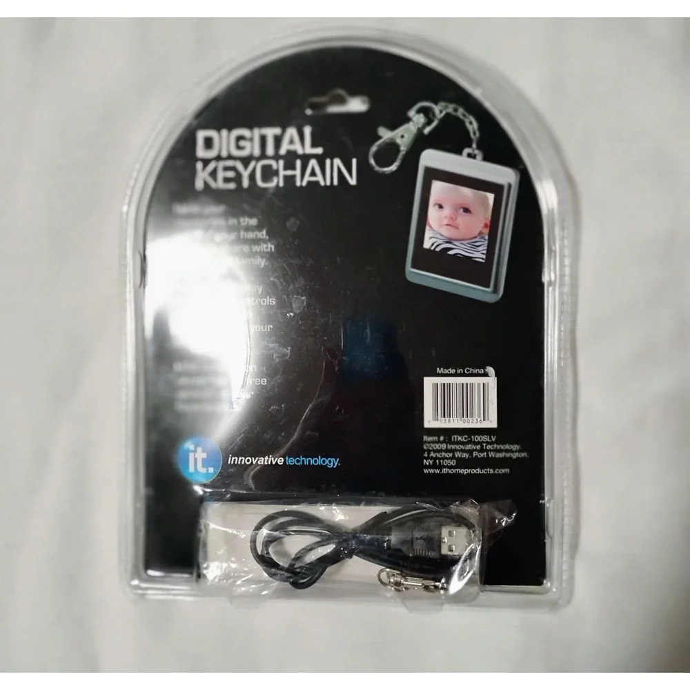Innovative Technology Digital Photo Frame Keychain 1.5 LCD  ITKC-100SLV NIB